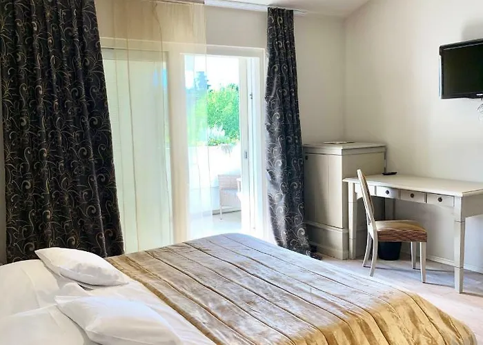 & Celigo Πορτορόζ